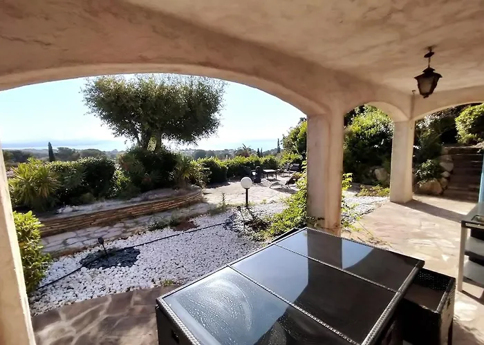 Panoramic Sea View House