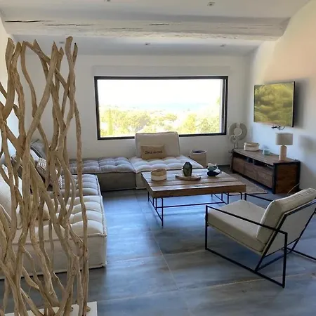 Panoramic Sea View House *